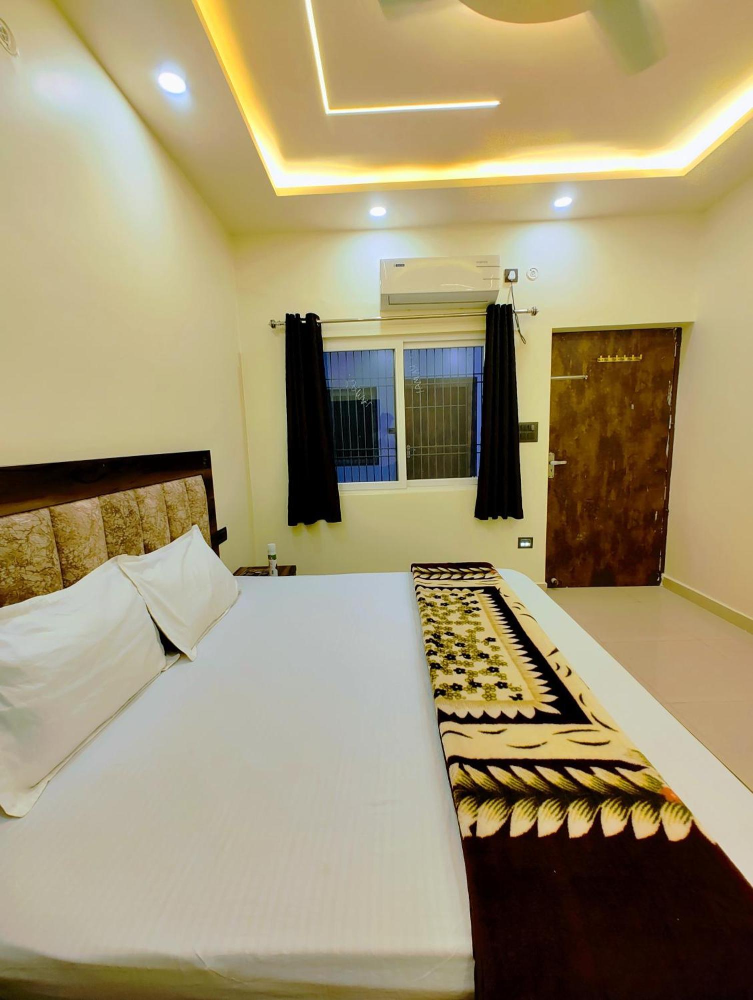 Brijwas Dham Guest house Vrindavan