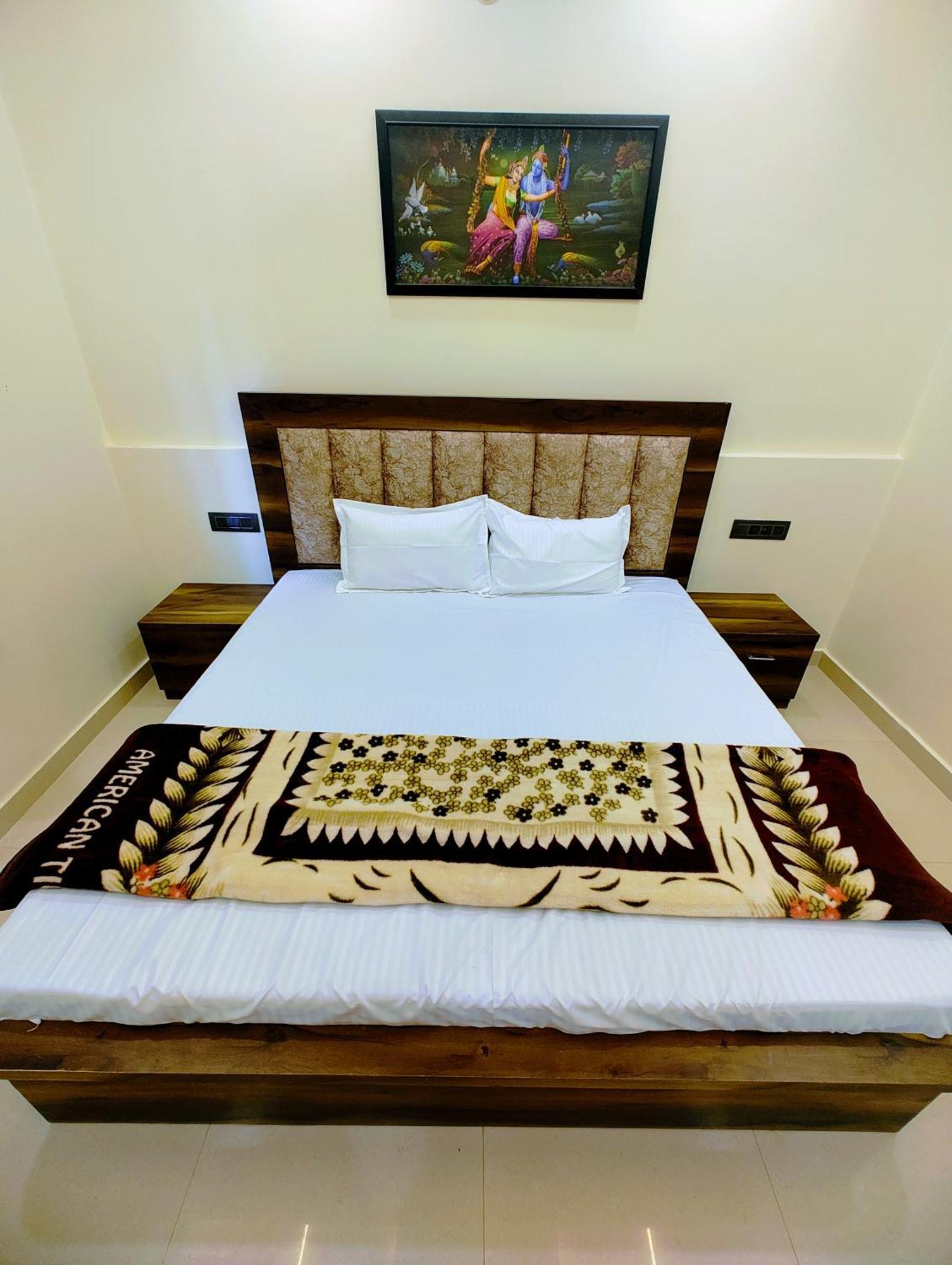 Guest house Brijwas Dham *